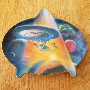 STAR TREK THE HAMILTON COLLECTION ENGAGE - TNG INSIGNIA PLATE #4931B